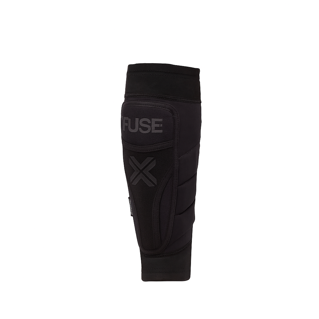 Fuse Omega Shin Pad (Black/Black)