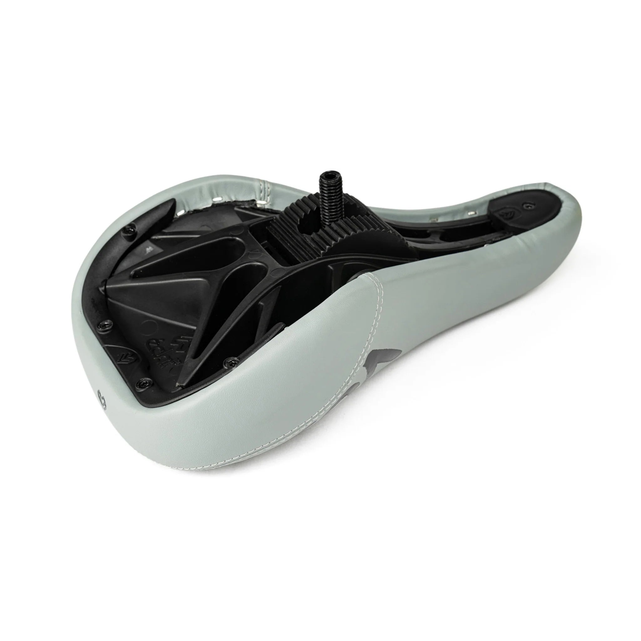 Eclat Void Pivotal Seat